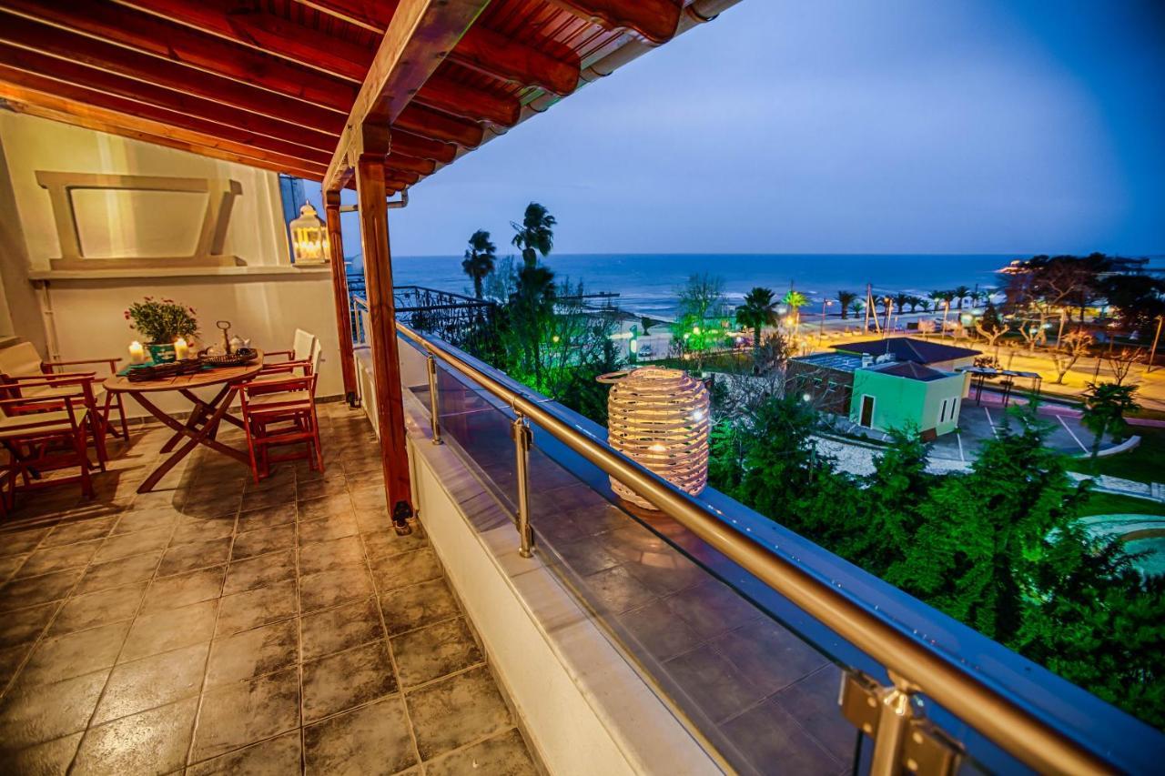 Aqua Mare Sea Side Rooms Nea Kallikrateia Ngoại thất bức ảnh
