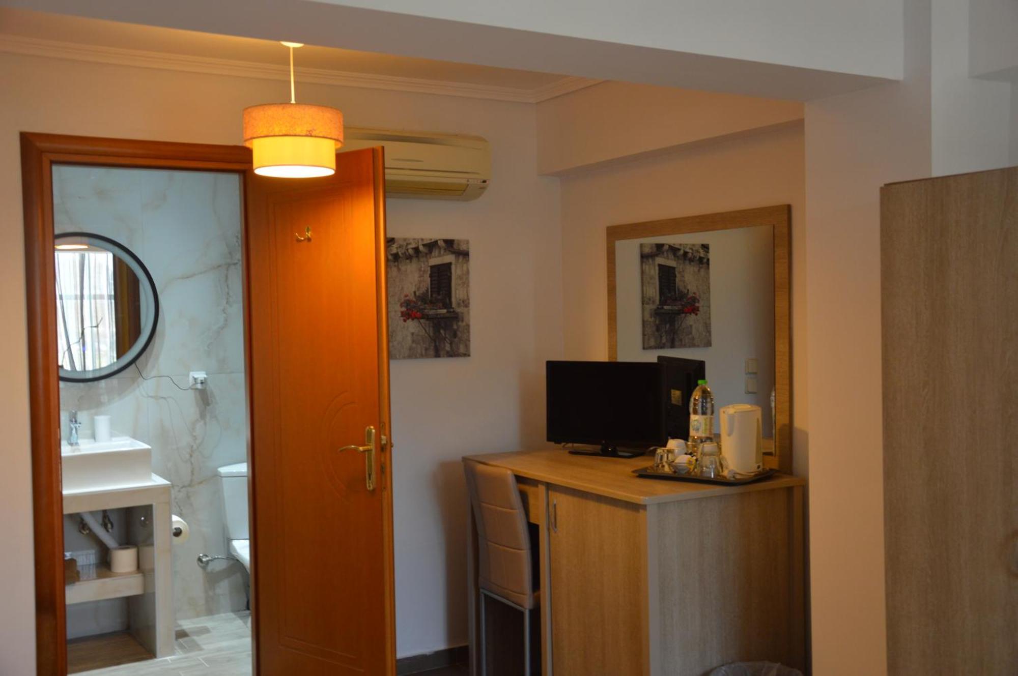 Aqua Mare Sea Side Rooms Nea Kallikrateia Ngoại thất bức ảnh